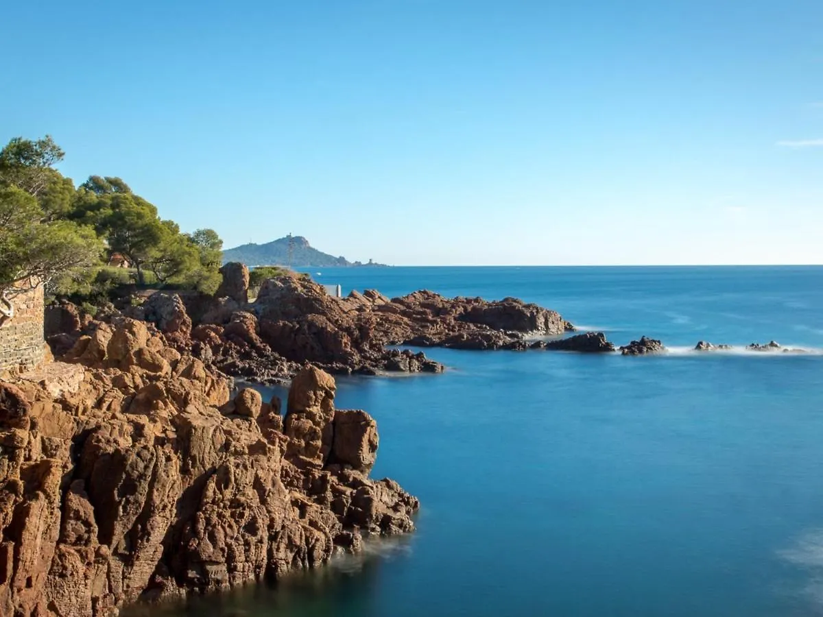 Studio Climatise Pour 2, Proche Plage Et Commerces, Animaux Admis, Wifi, Parking - Fr-1-466A-20 Saint-Raphael  Saint-Raphael (Var)